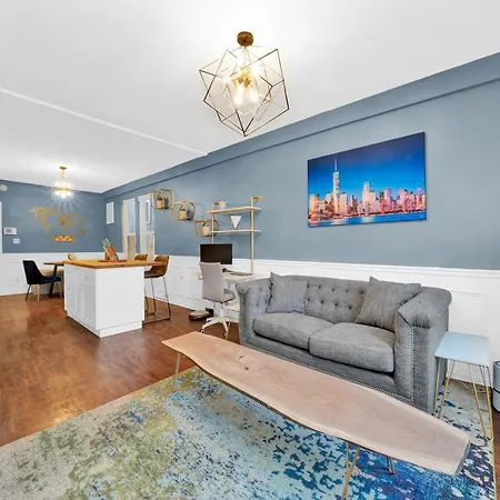 Modern 2 Bedroom In Avondale